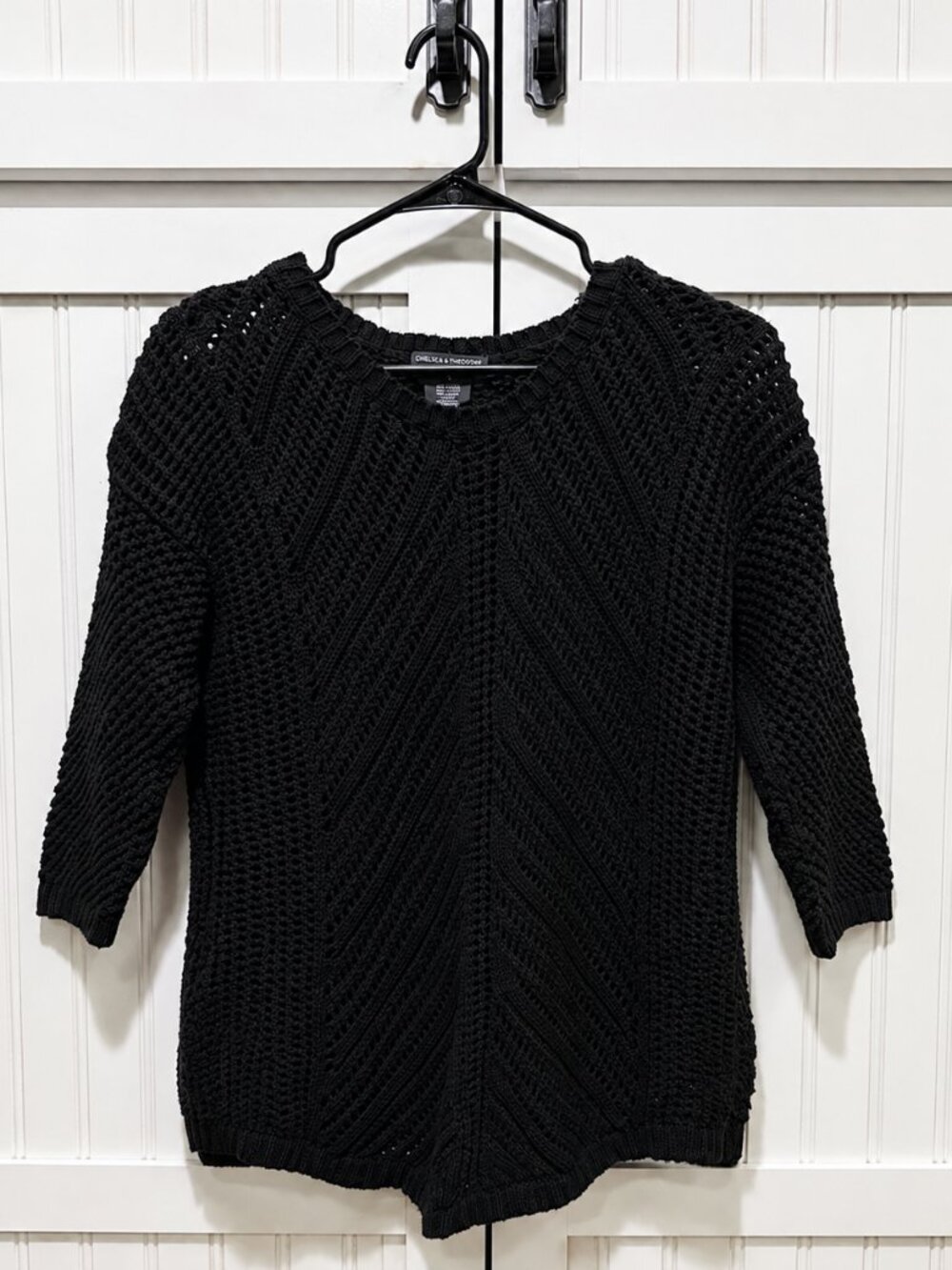Chelsea & Theodore Black Open Knit Sweater Size Large Cotton Blend